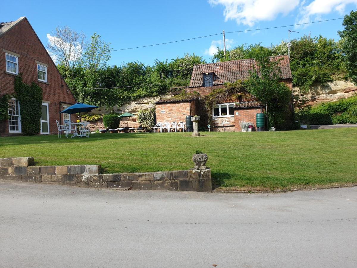 17Th-Century One Bed Studio With Parking & Garden! Elkesley Exterior photo